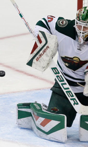 Dubnyk makes 34 saves, Wild hold off Stars 2-1